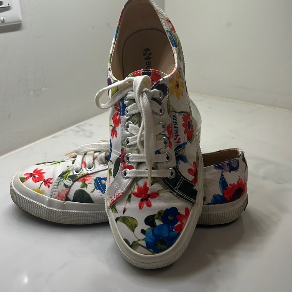 Superga Floral Sneakers 9 Women’s Blue Green Coral Yellow
